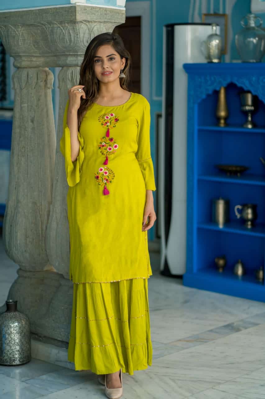 Indo Western Kurti and Skirt Mix n Match - MainRoad.in