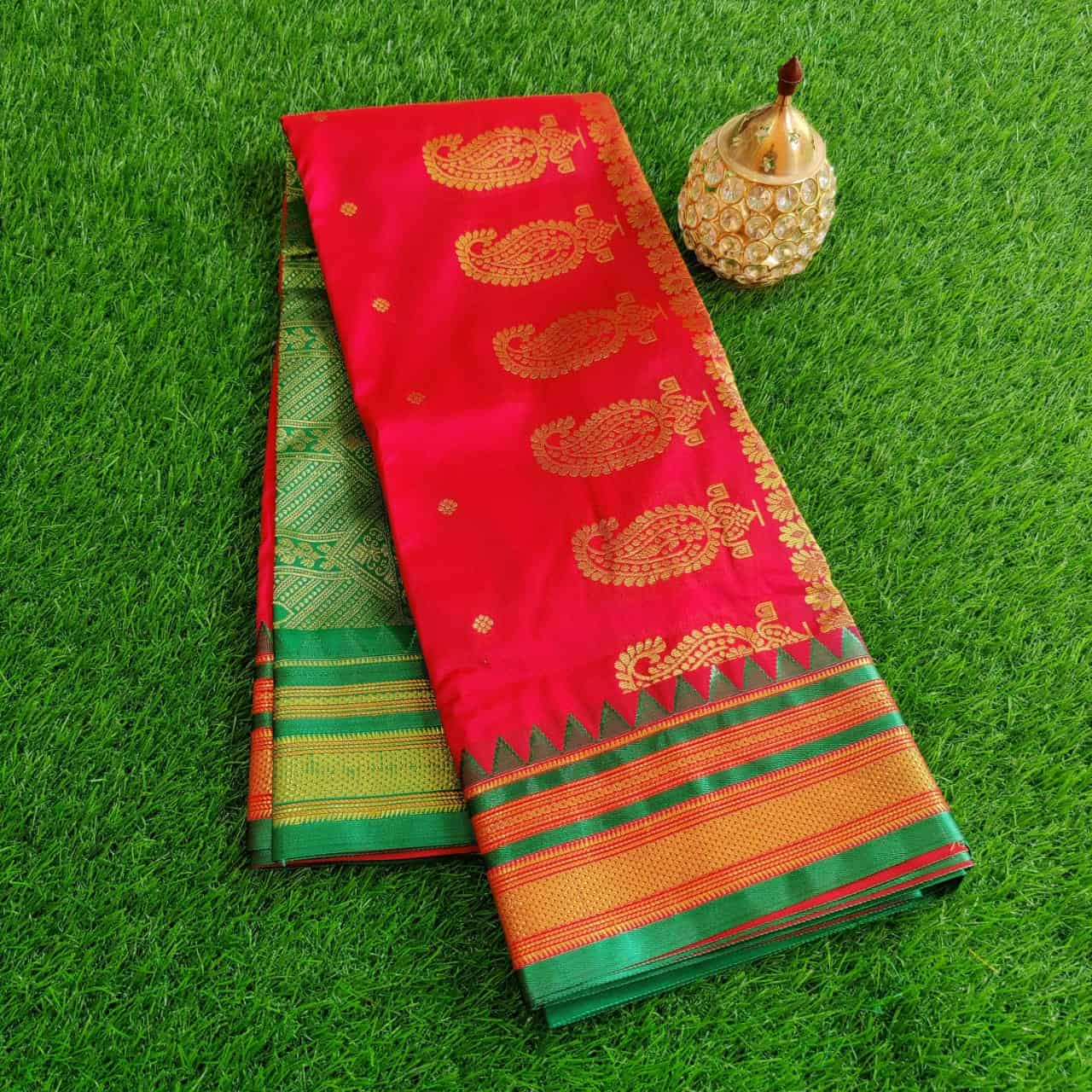 Pista Green Paithani Silk Saree With Zari Weaving Work – Bahuji - Online  Fashion & Lifestyle Store