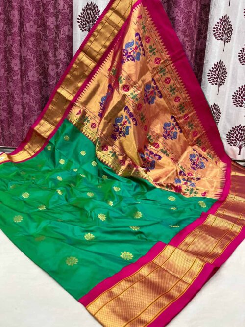Pure Kadiyal Paithani with Big Border 6