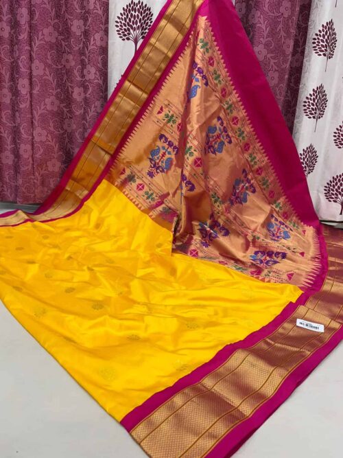 Pure Kadiyal Paithani with Big Border 8