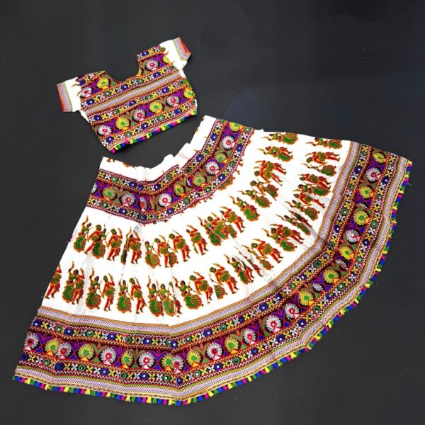 💃 Presenting Navratri Traditional Lehnga Catalogue : Dandiya Print - Image 5