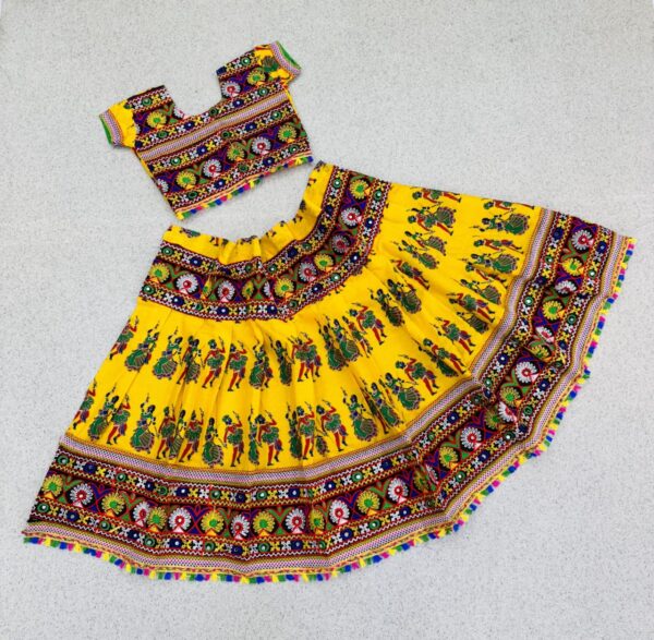 💃 Presenting Navratri Traditional Lehnga Catalogue : Dandiya Print